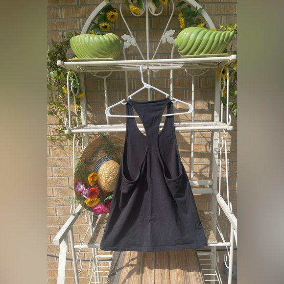 Gymshark Critical 2.0 Stringer Racerback Tank Size M - Picture 3 of 4